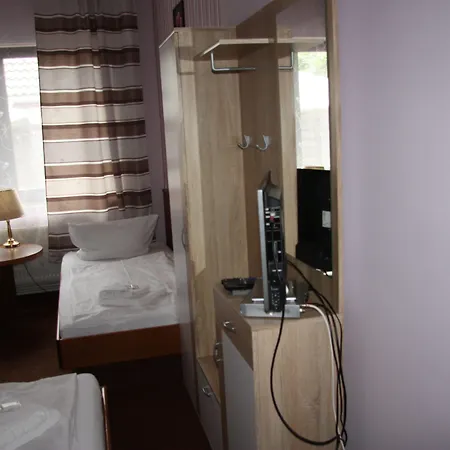 Zum Goldenen Stern 3* Лайбш