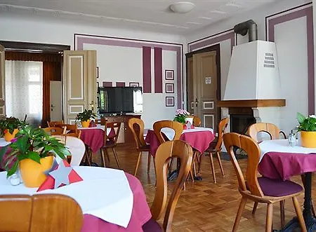 Отель Zum Goldenen Stern 3*