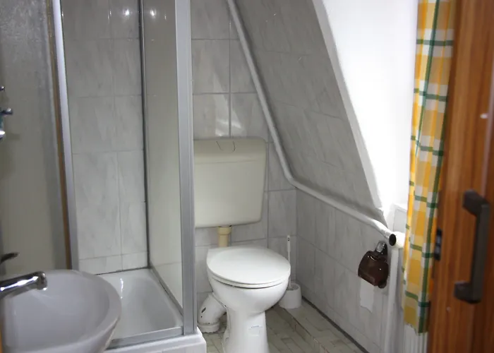 زوم غولدينين ستيرن فندق Leibsch