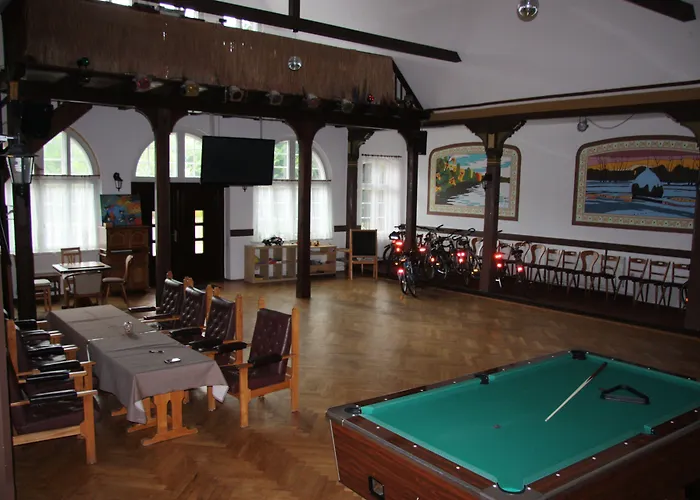 زوم غولدينين ستيرن فندق 3*