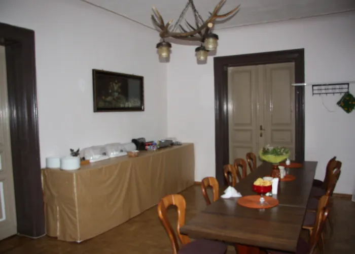 فندق زوم غولدينين ستيرن