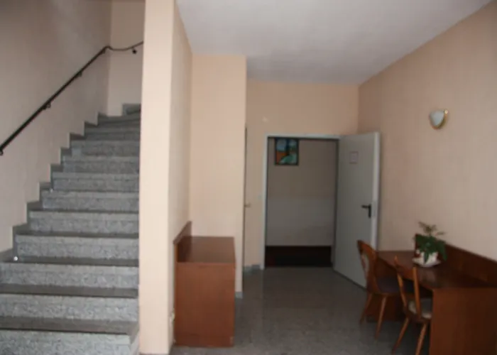 فندق زوم غولدينين ستيرن