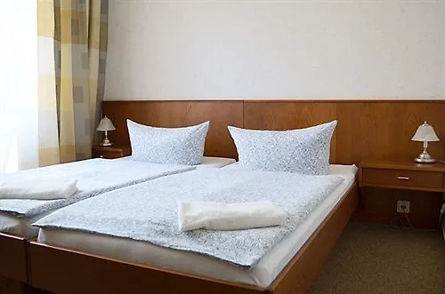 زوم غولدينين ستيرن