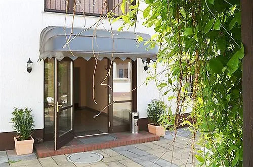 فندق زوم غولدينين ستيرن